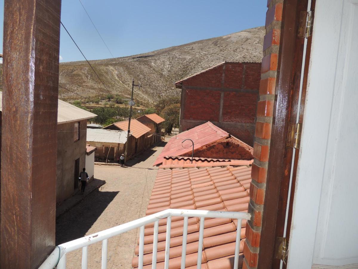Hostal Dinosaurio Bed & Breakfast Torotoro Exterior foto